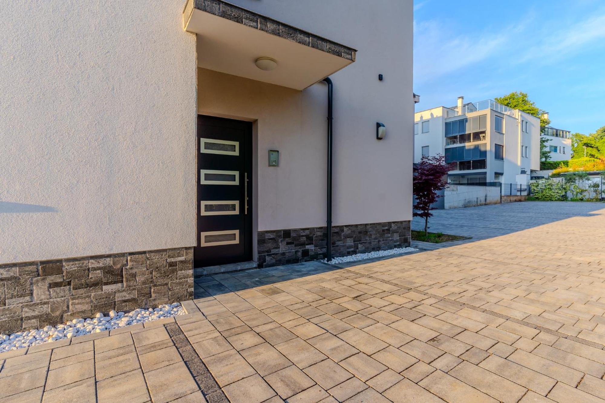 נייביצה Apartman Polje מראה חיצוני תמונה