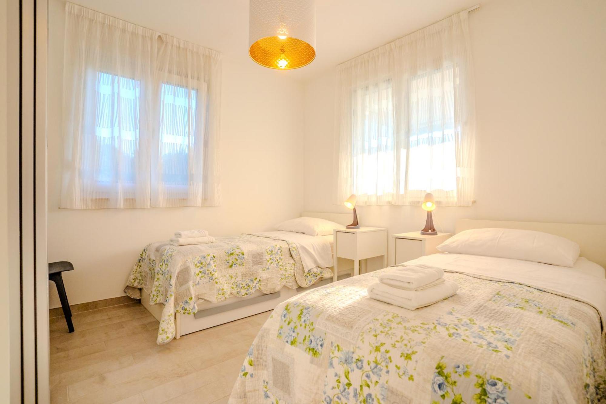 נייביצה Apartman Polje מראה חיצוני תמונה